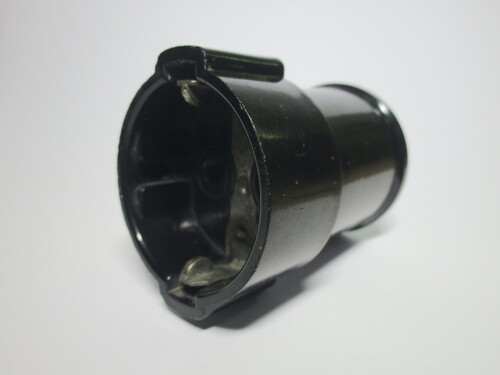 Side view of the connector socket.